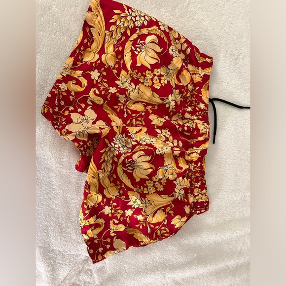 Versace swim shorts - Picture 2 of 3